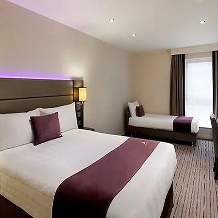 Premier Inn Premier Inn Silverstone Syresham Esterno foto