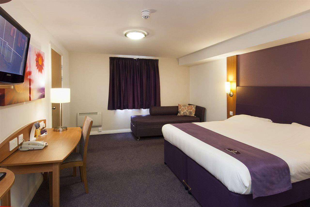Premier Inn Premier Inn Silverstone Syresham Esterno foto