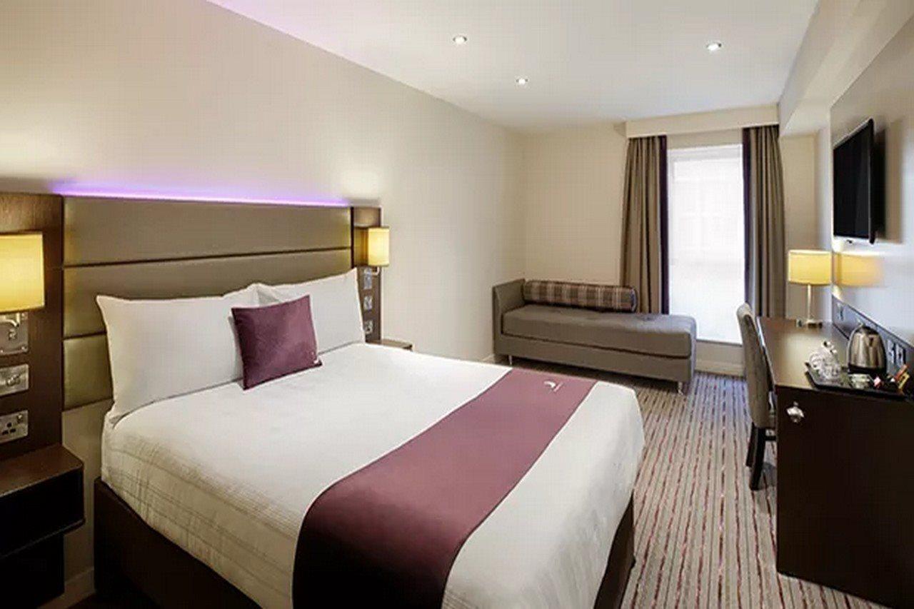 Premier Inn Premier Inn Silverstone Syresham Esterno foto